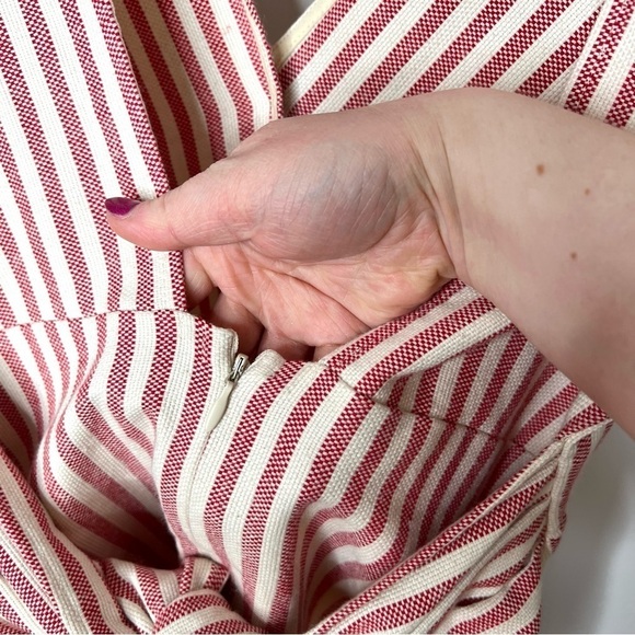 Moon River Red and Cream Stripe Button Front Mini Dress Size Medium - Picture 9 of 16